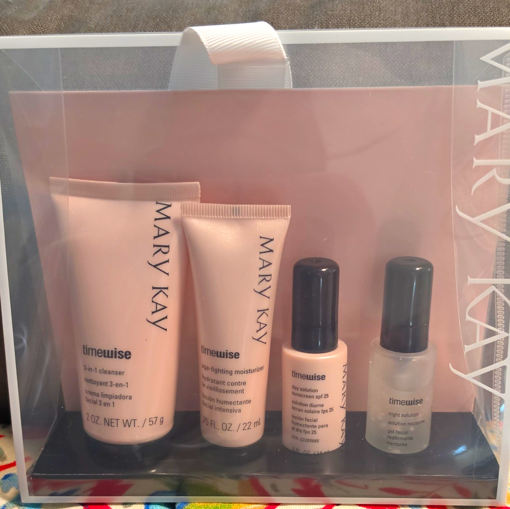 Mary Kay TimeWise Skin Care Normal-Dry Cleanser +Moisturizer +Day SPF 25 +Night